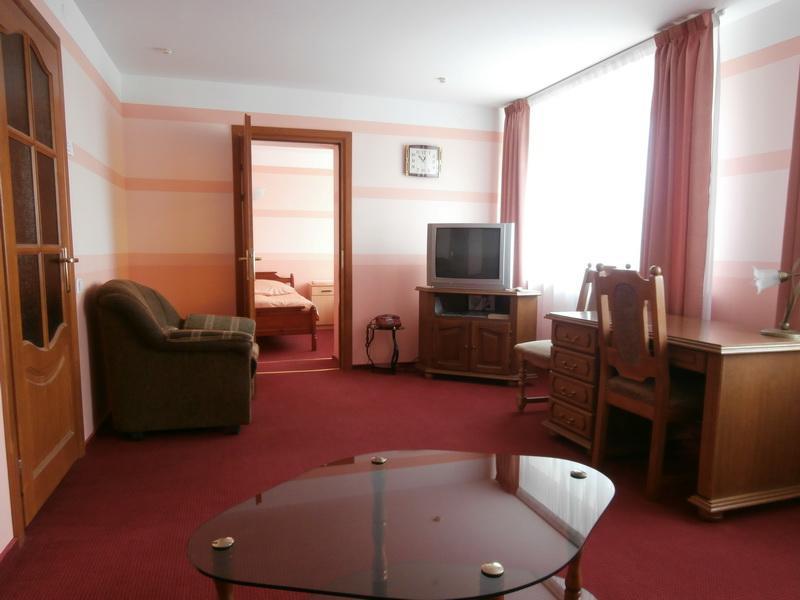 Hotel Muhavets Pruzhany Exterior photo